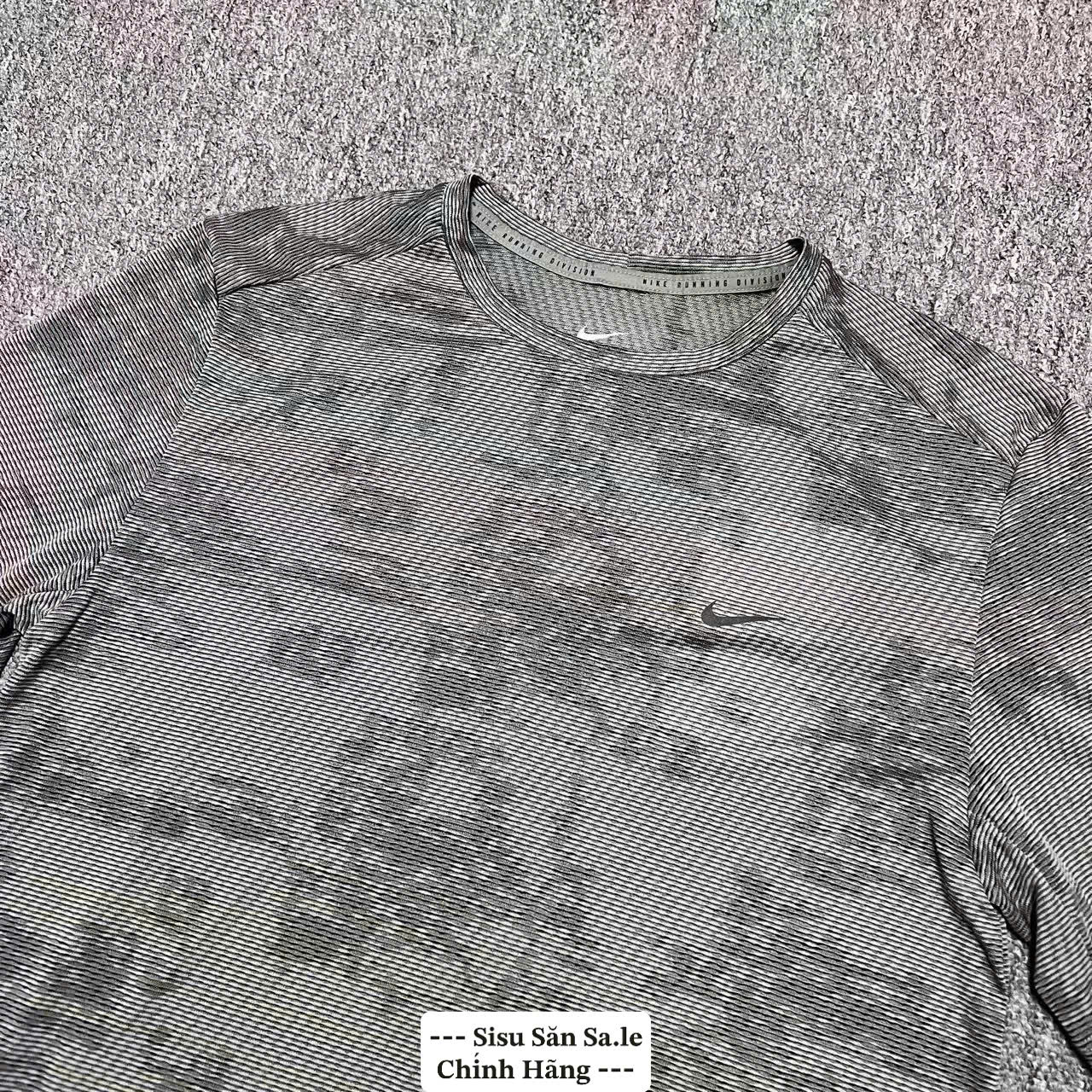 Áo thun nike chính hãng FZ0584 (3)